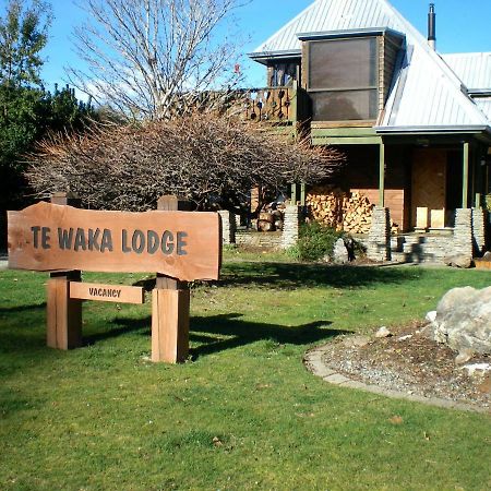 Te Waka Lodge เทอาเนา ภายนอก รูปภาพ